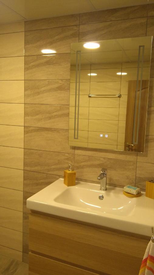 וארנה Panorama Apartment מראה חיצוני תמונה